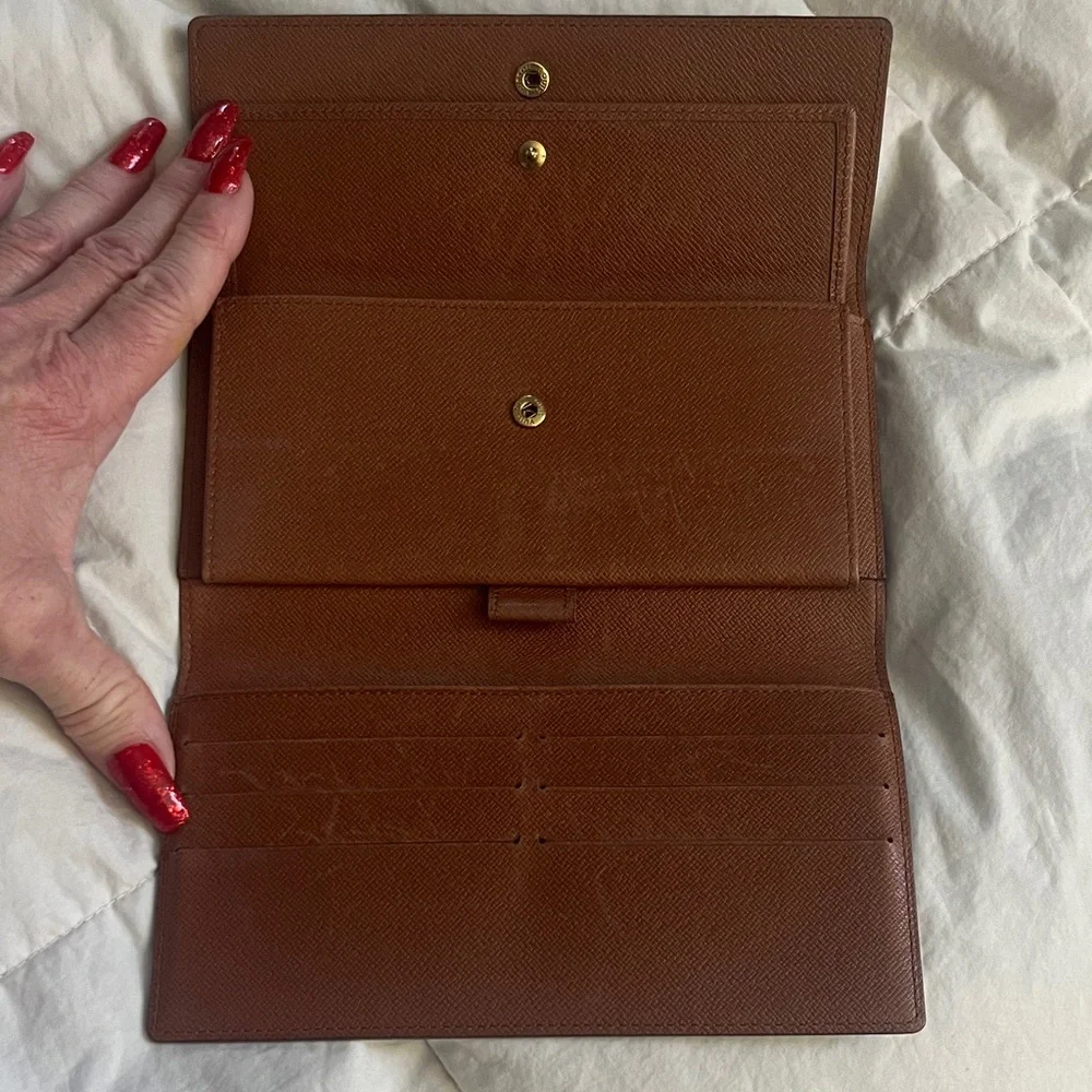 Louis Vuitton Black and Brown Monogram Clutch/Trifold Wallet. - Picture 10 of 14